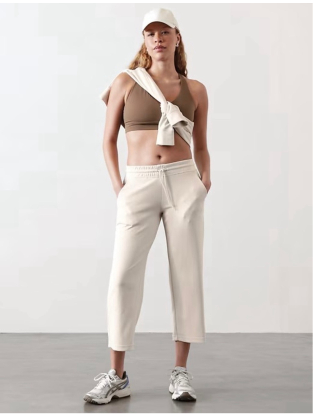 Women's Athleta Seasoft Mid Rise Straight Crop Pants Bone Size Large